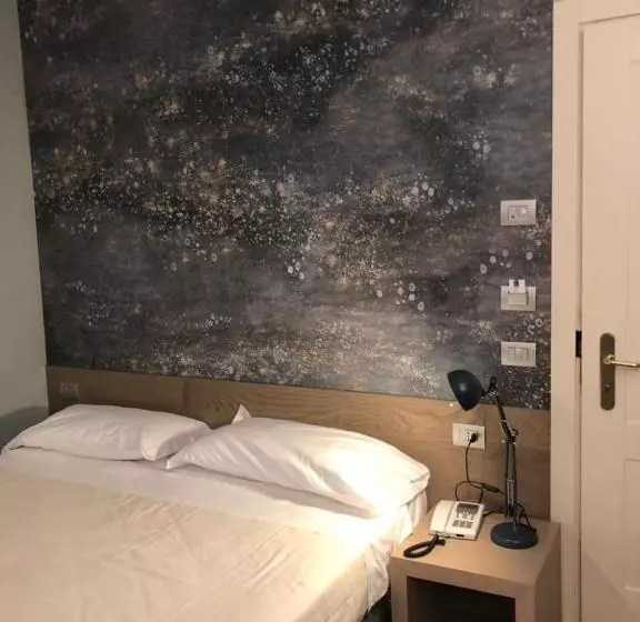 Hotelli Albergo Tre Pozzi