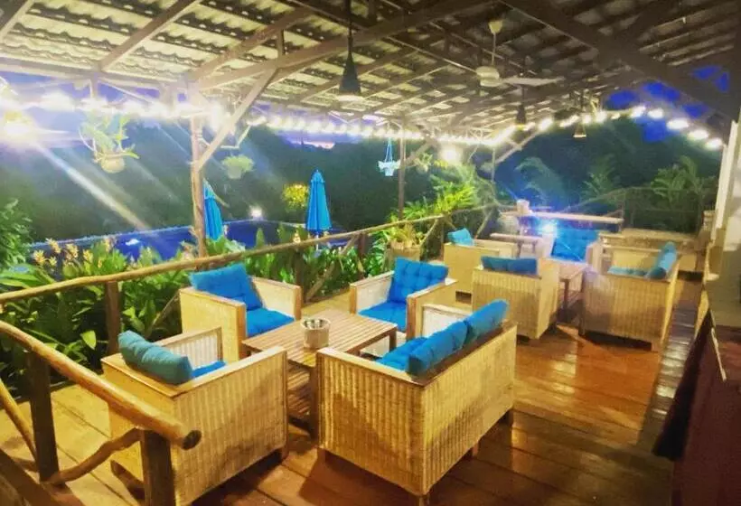 هتل Atmaland Resort