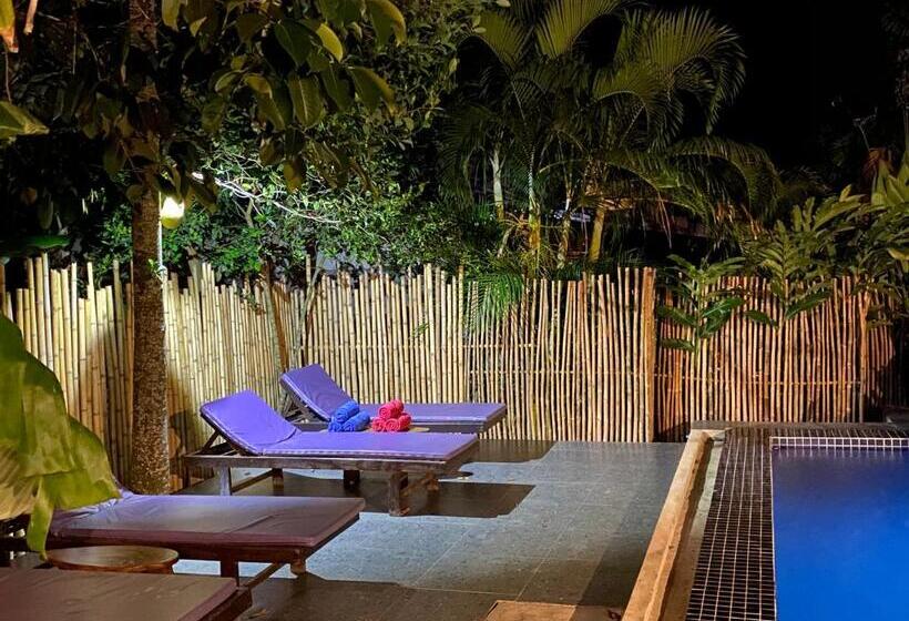 هتل Atmaland Resort