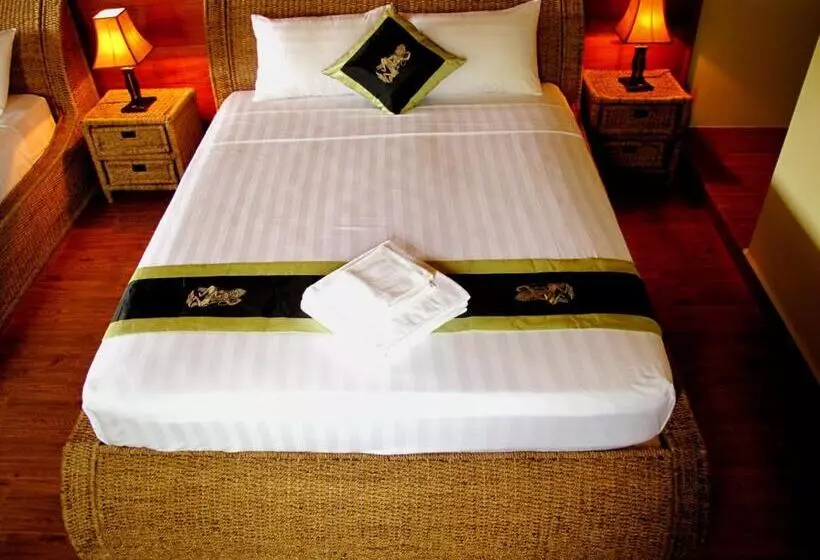 هتل Atmaland Resort