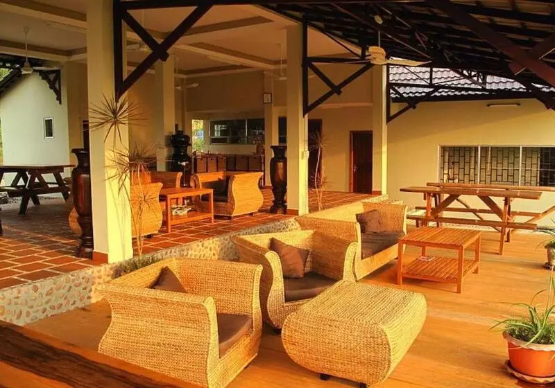 هتل Atmaland Resort