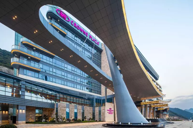 Hotelli Crowne Plaza Hangzhou Thousand Island Lake, An Ihg