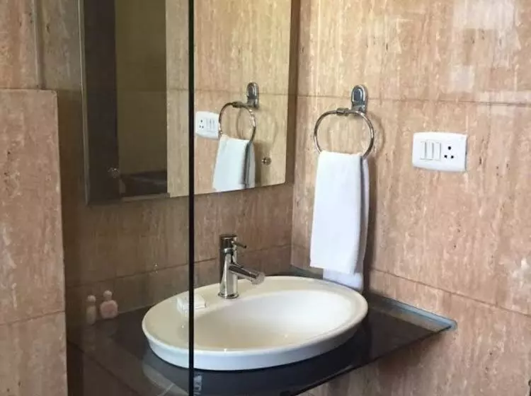 Hotel Orange Pie