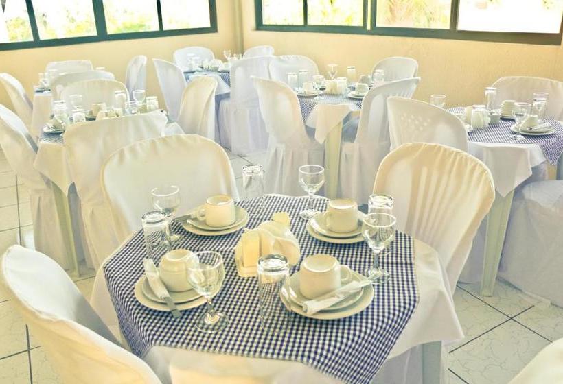 ホテル Pousada Maria Brasil