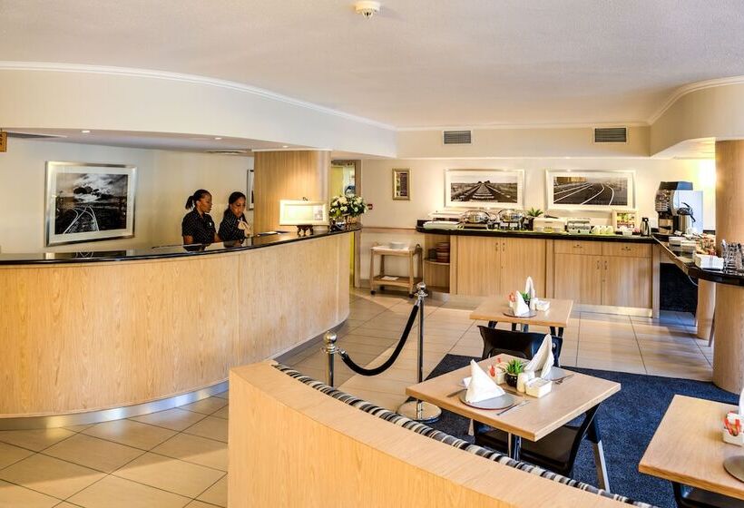 Отель Road Lodge Germiston Lake