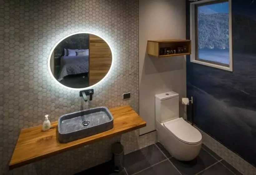 هتل The Cinema Suites