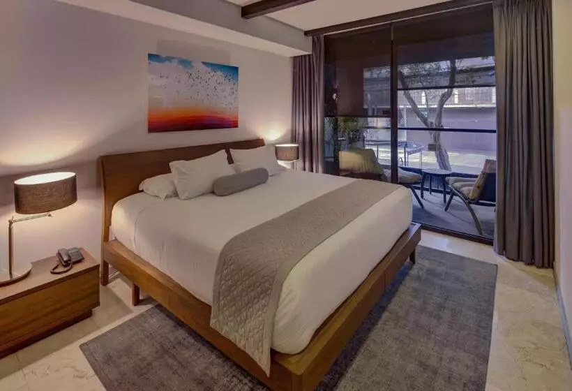 Mx Grand Suites
