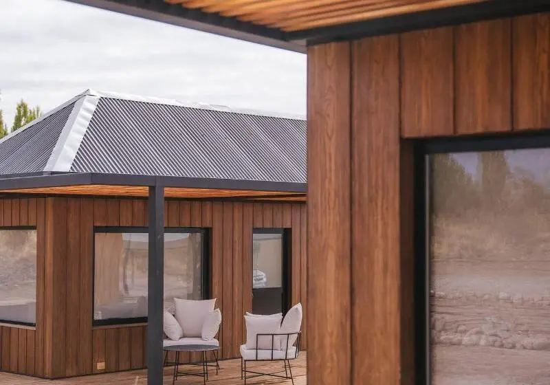 ペンション La Morada Lodge