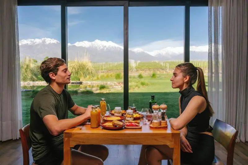 ペンション La Morada Lodge