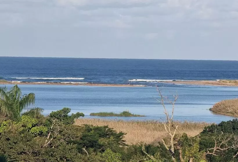 ペンション Ndiza Lodge And Cabanas