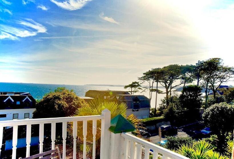 ペンション Poltair Guest House