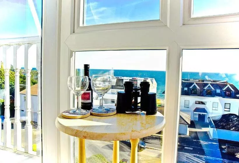 پانسیون Poltair Guest House