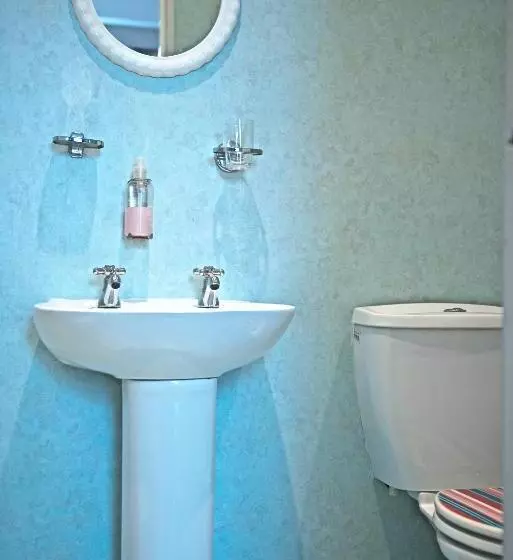 پانسیون Poltair Guest House