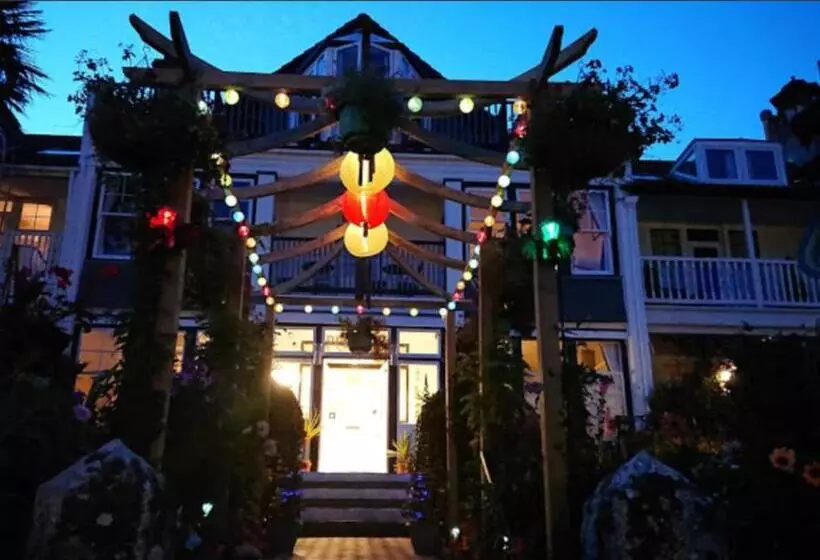 پانسیون Poltair Guest House