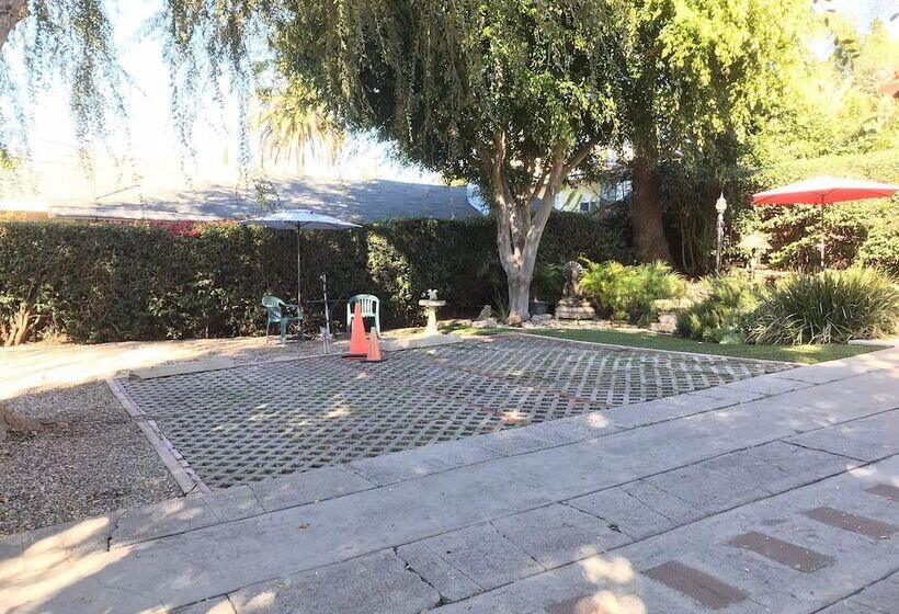 ペンション Sanborn Guest House