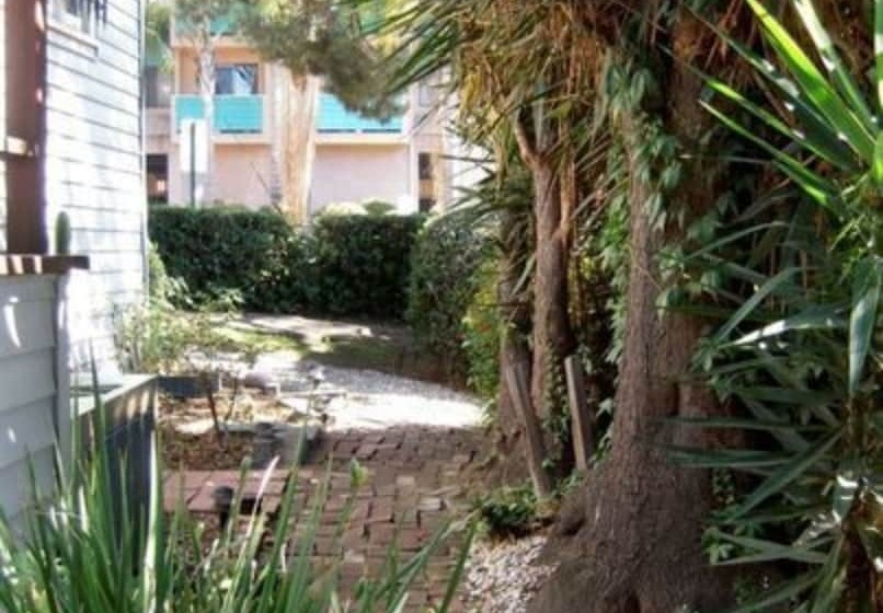 ペンション Sanborn Guest House