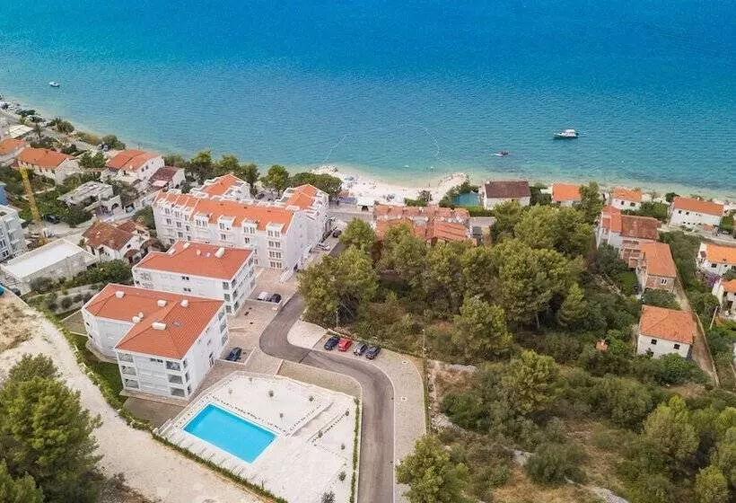 Villa Malo More
