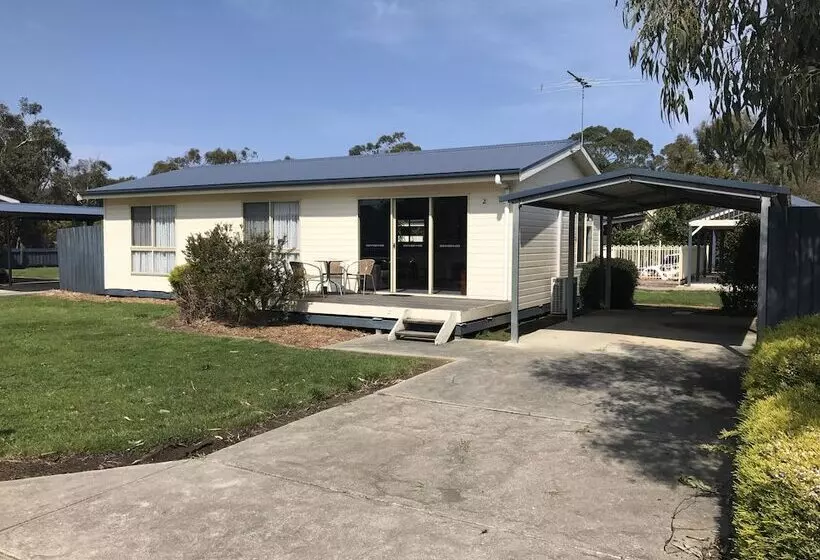 Woodbyne Resort