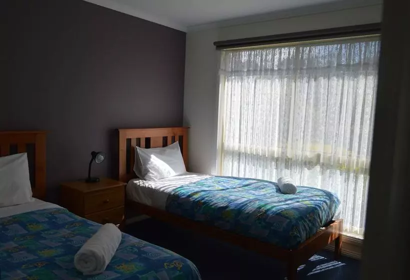 Woodbyne Resort