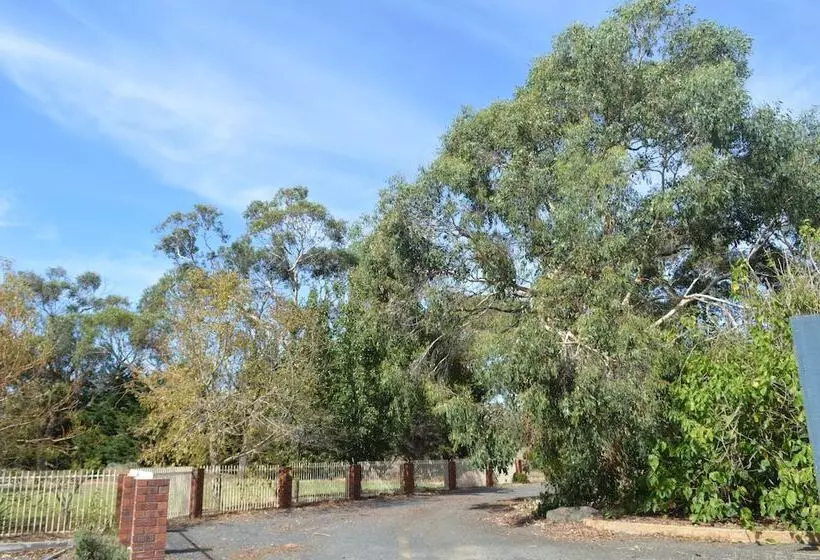 Woodbyne Resort