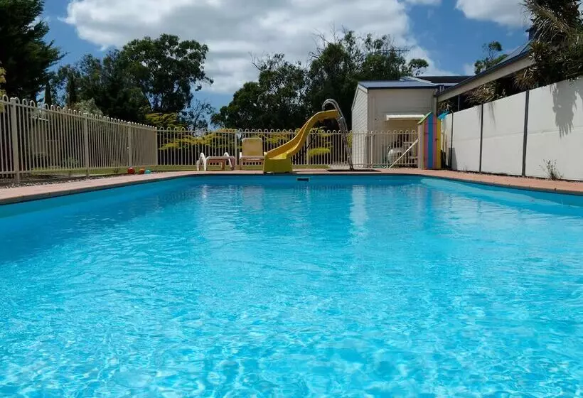 Woodbyne Resort