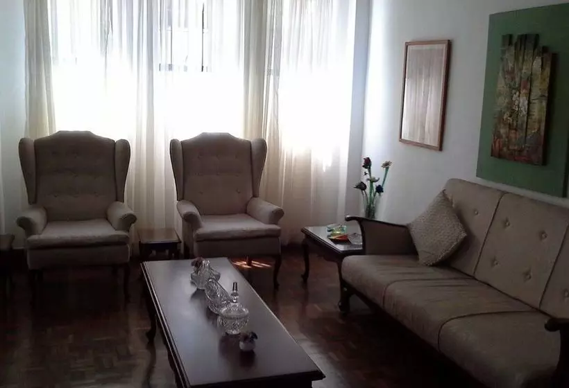 Aamiaismajoitus (B&B) Vista Secure Bnb