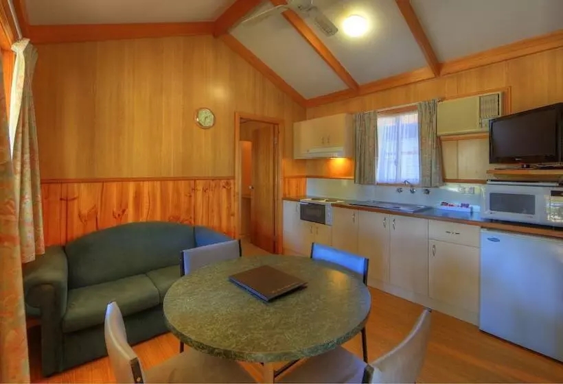 ホテル Beechworth Lake Sambell Caravan Park