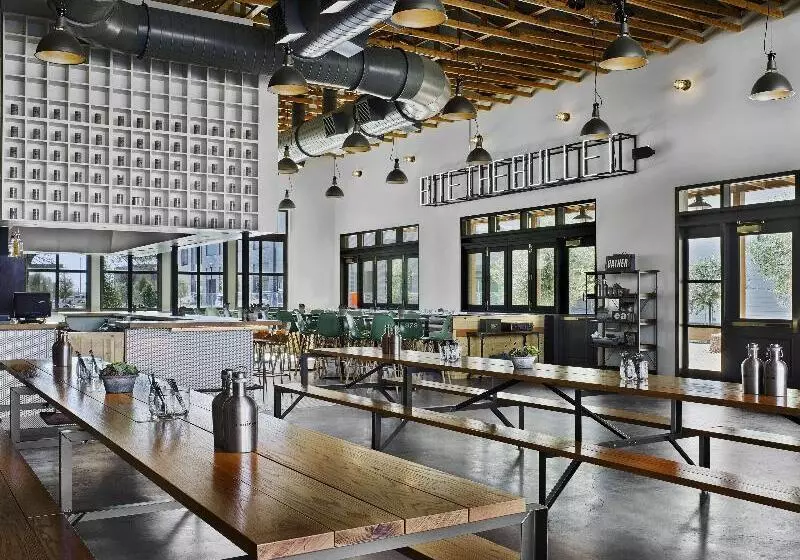 Cavalry Court, By Valencia Hotel Collection