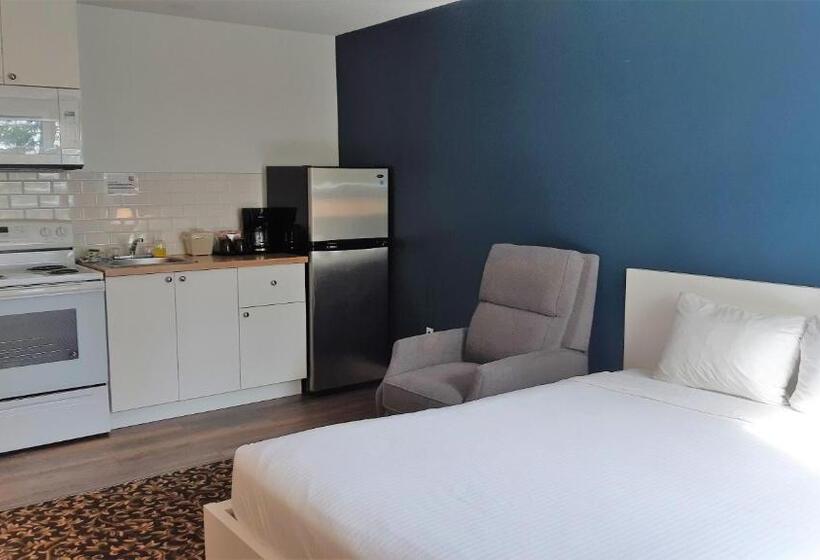 Отель Cloud 9 Inn