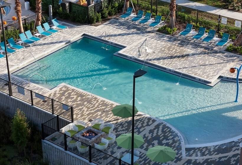 فندق Holiday Inn Express & Suites   Orlando At Seaworld, An Ihg