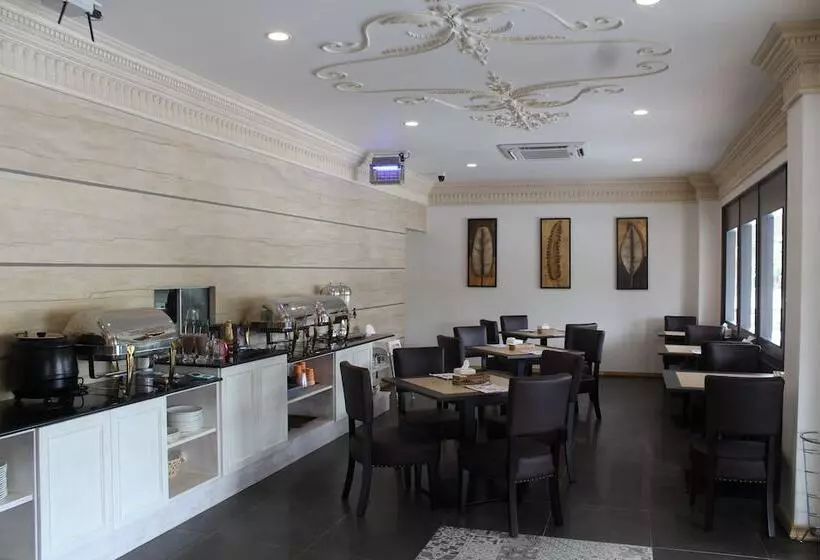 هتل Venice Lodge