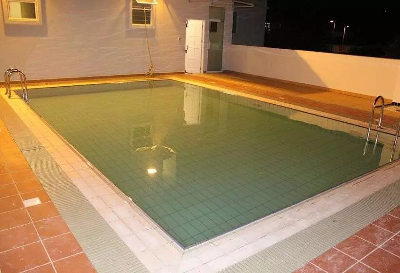 هتل Venice Lodge