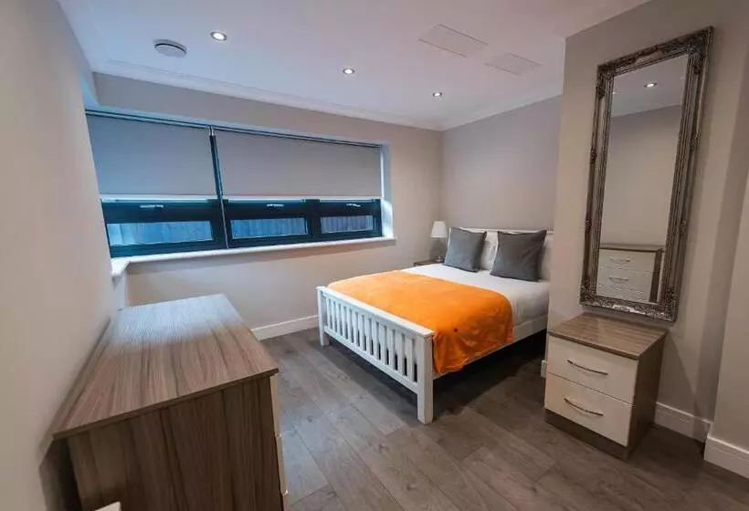 Malthouse Court