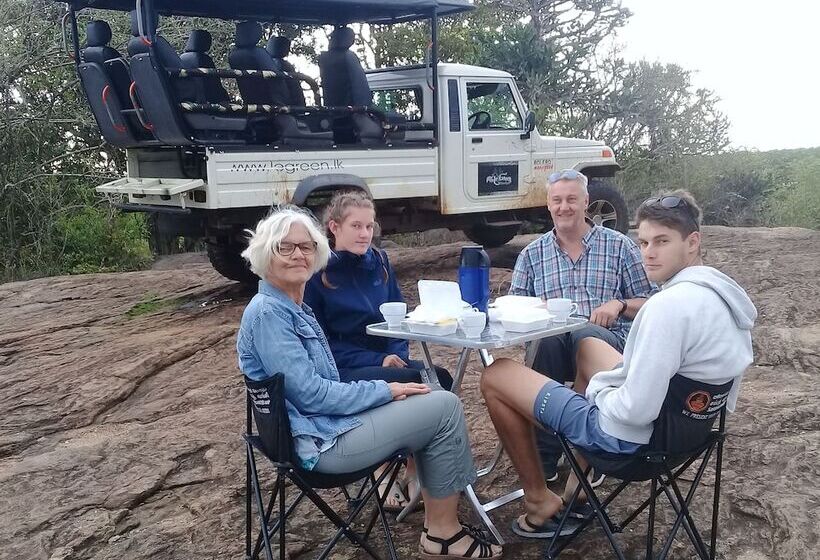 פנסיון Le Green Udawalawe Resort