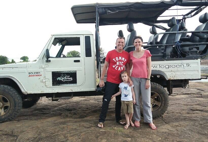 פנסיון Le Green Udawalawe Resort