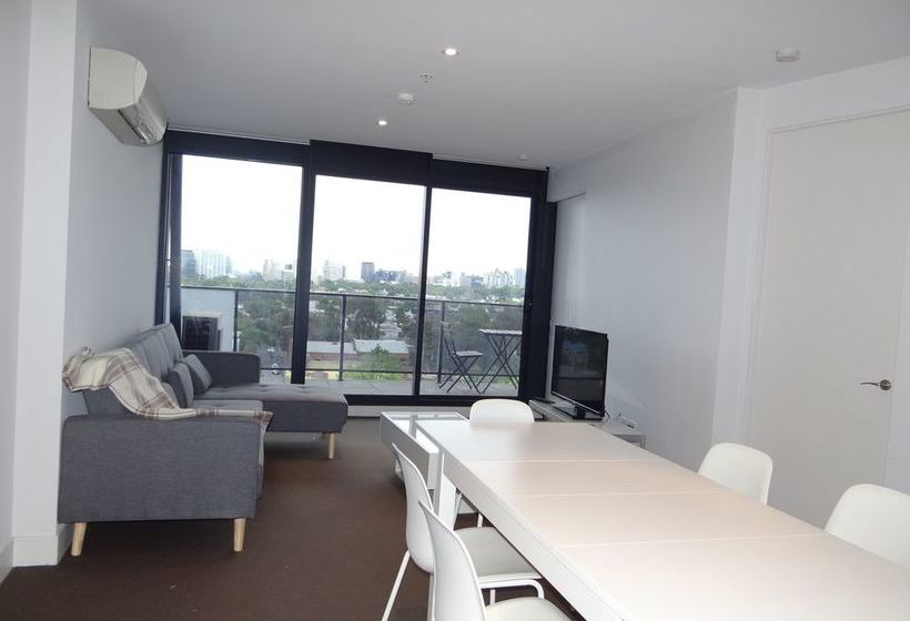 Amazing Accommodations South Yarra