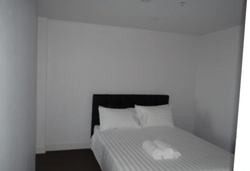 Amazing Accommodations South Yarra