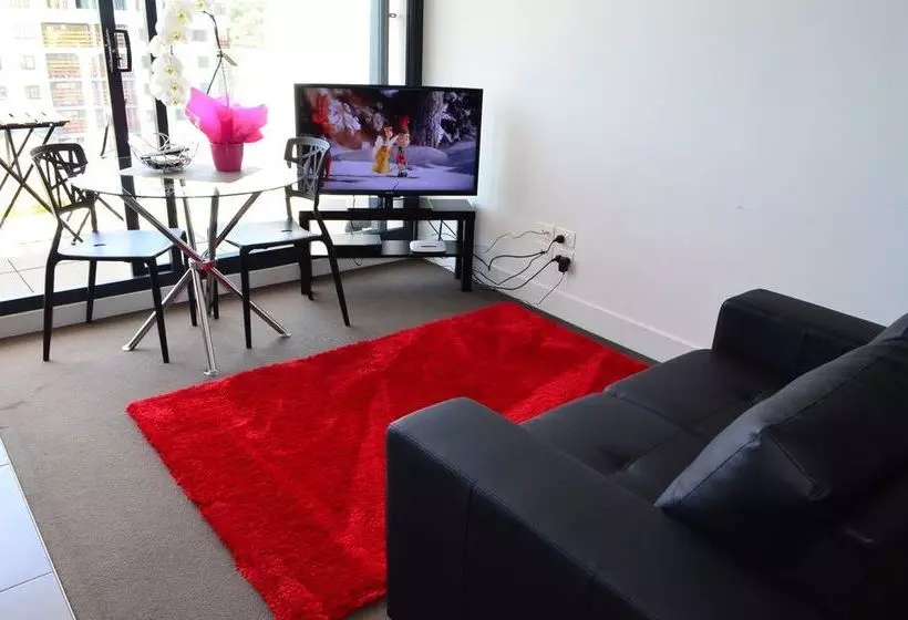 Amazing Accommodations South Yarra