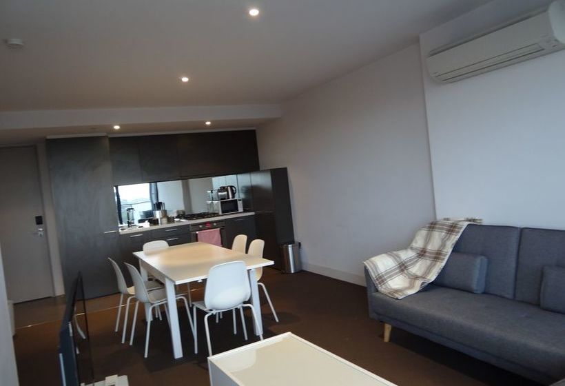 Amazing Accommodations South Yarra