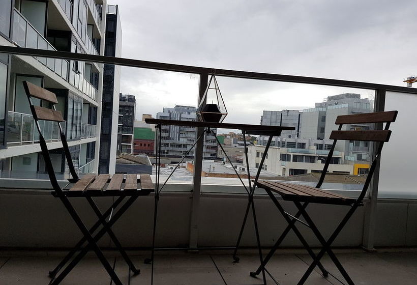 Amazing Accommodations South Yarra