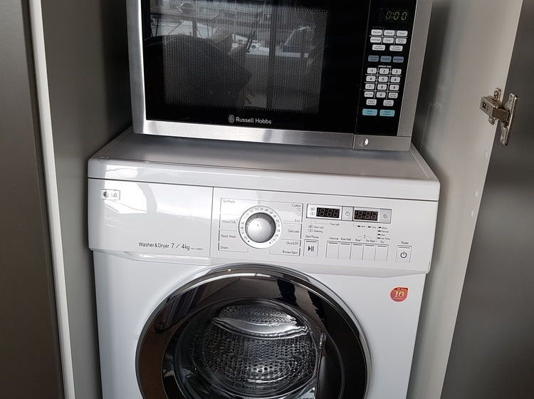 Amazing Accommodations South Yarra