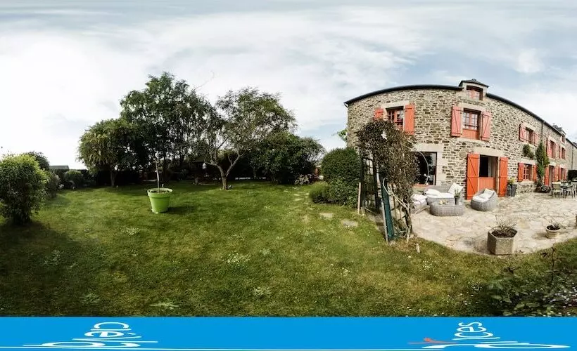 تختخواب و صبحانه Au Jardin D Eloise