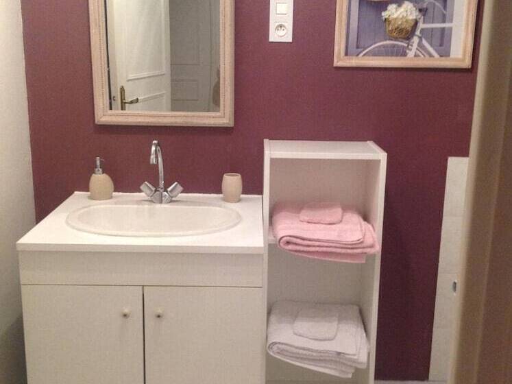 مبيت وإفطار Au Jardin D Eloise