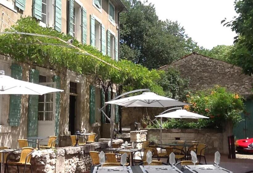 مبيت وإفطار Domaine De Pradaous