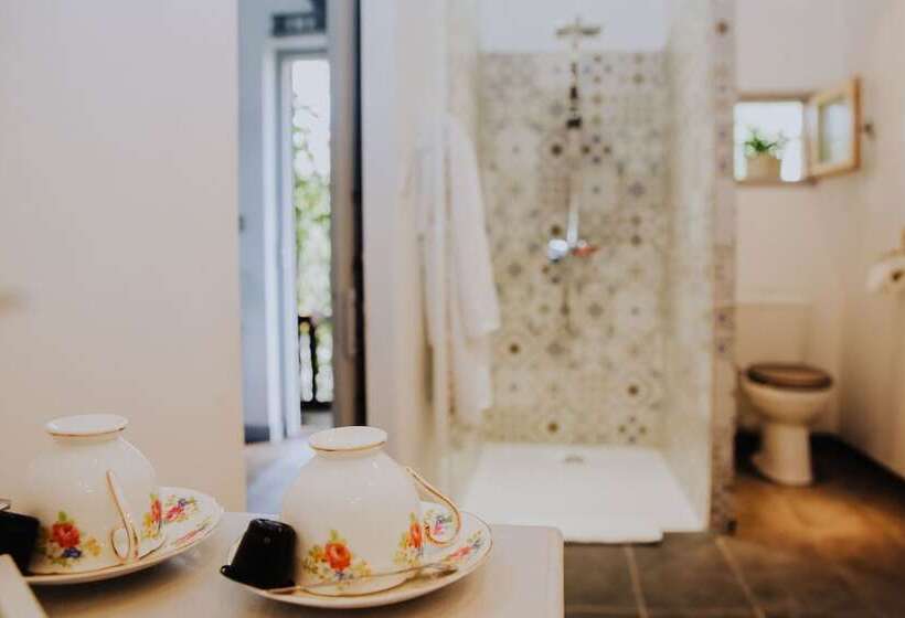 Bed and Breakfast La Maison Bleue