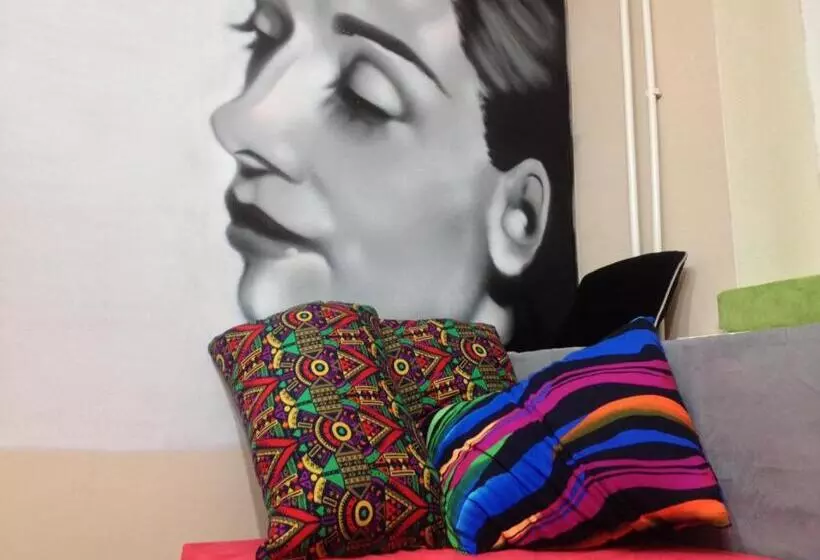 Hostel Loco