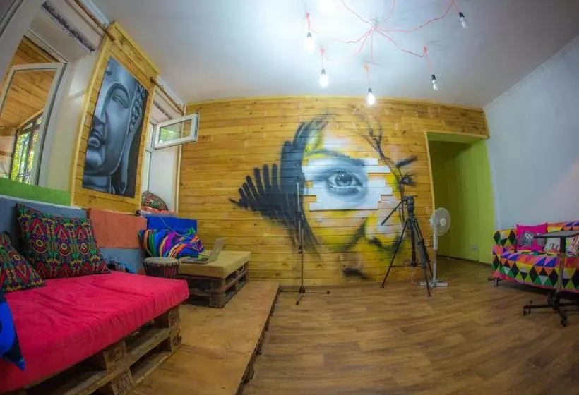 Hostel Loco