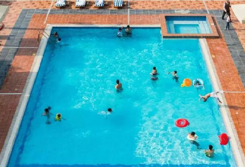 Hotelli Boudl Gardenia Resort