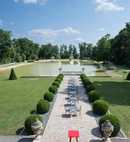ホテル Hôtel Du Bois Blanc Domaine D Epeyssoles Georges Blanc