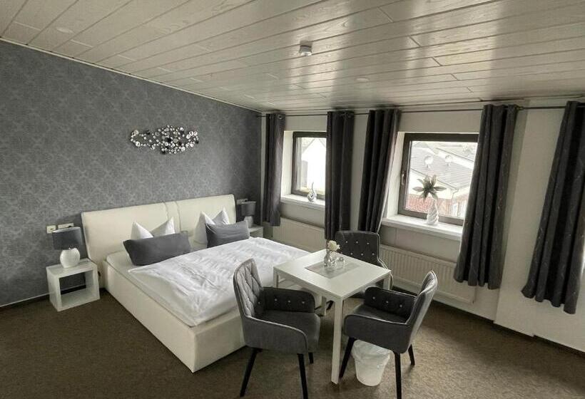 ホテル Schwanenburg